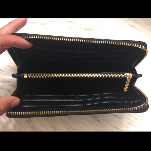 Tory Burtch Patent Leather Wallet - Picture 5 of 7